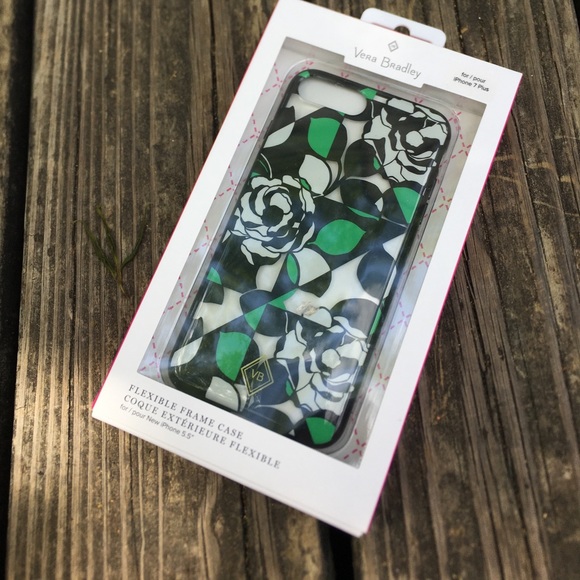 Vera Bradley IPhone 8 Plus case Imperial Rose! - Picture 2 of 5